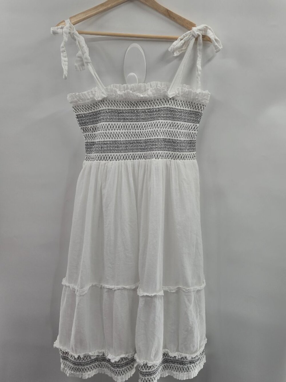 Elie Tahari White Smocked 100% Cotton Gauze Tie Shoulder Strap Midi Dress Medium